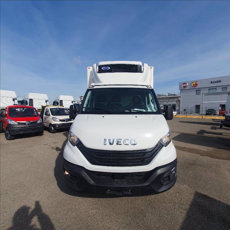 IVECO Daily 35 C16H3.0 3450 cab. HD
