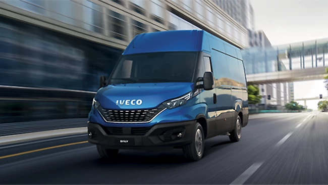Iveco Daily Furgone 01